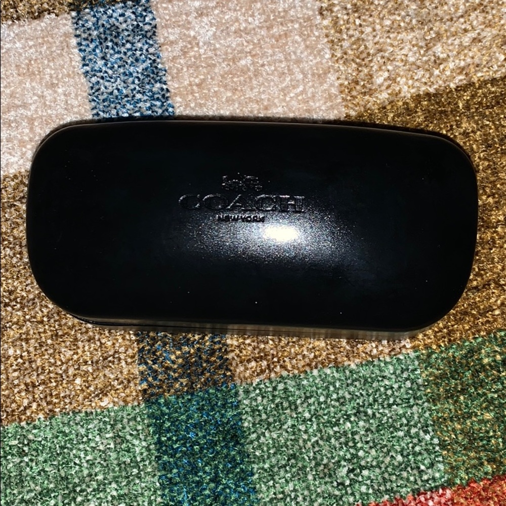Coach sunglasses - Picture 7 of 8